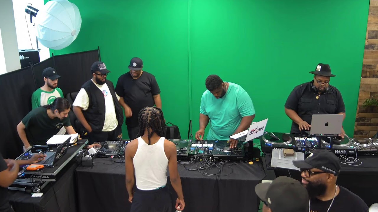 DJ MELL STARR LIVE INTERVIEW AT THE INTERNATIONAL DJ CAFE PHILLY. 6-23-25