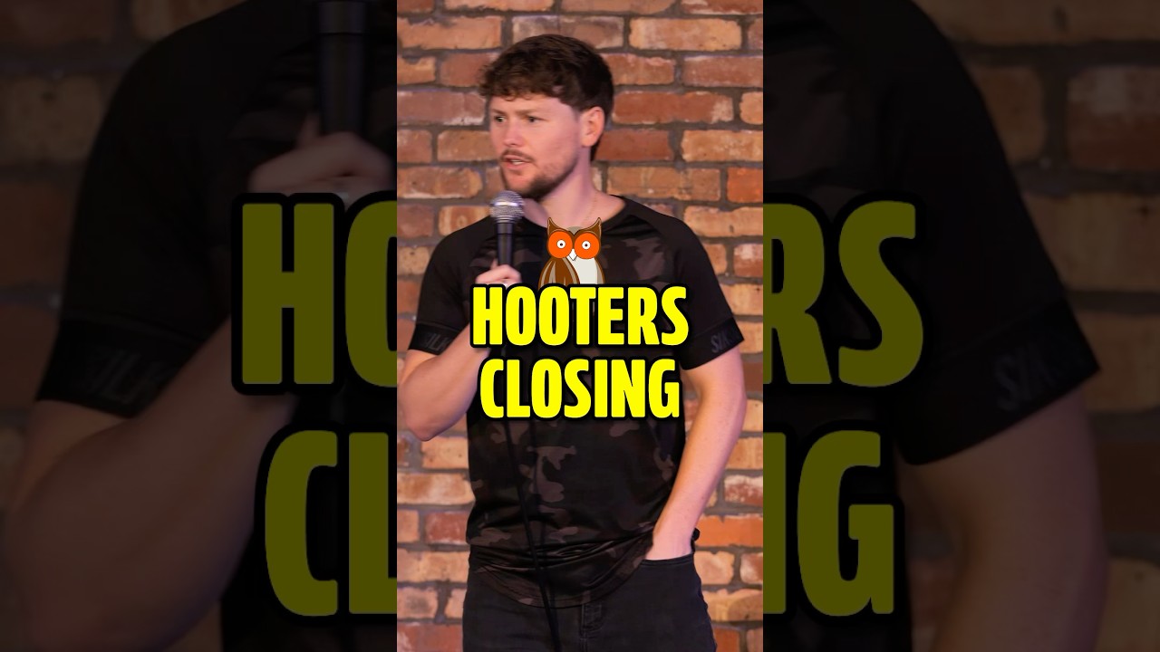 I can&rsquo;t take him anywhere. #restaurant #dad #hooters #standup #comedy