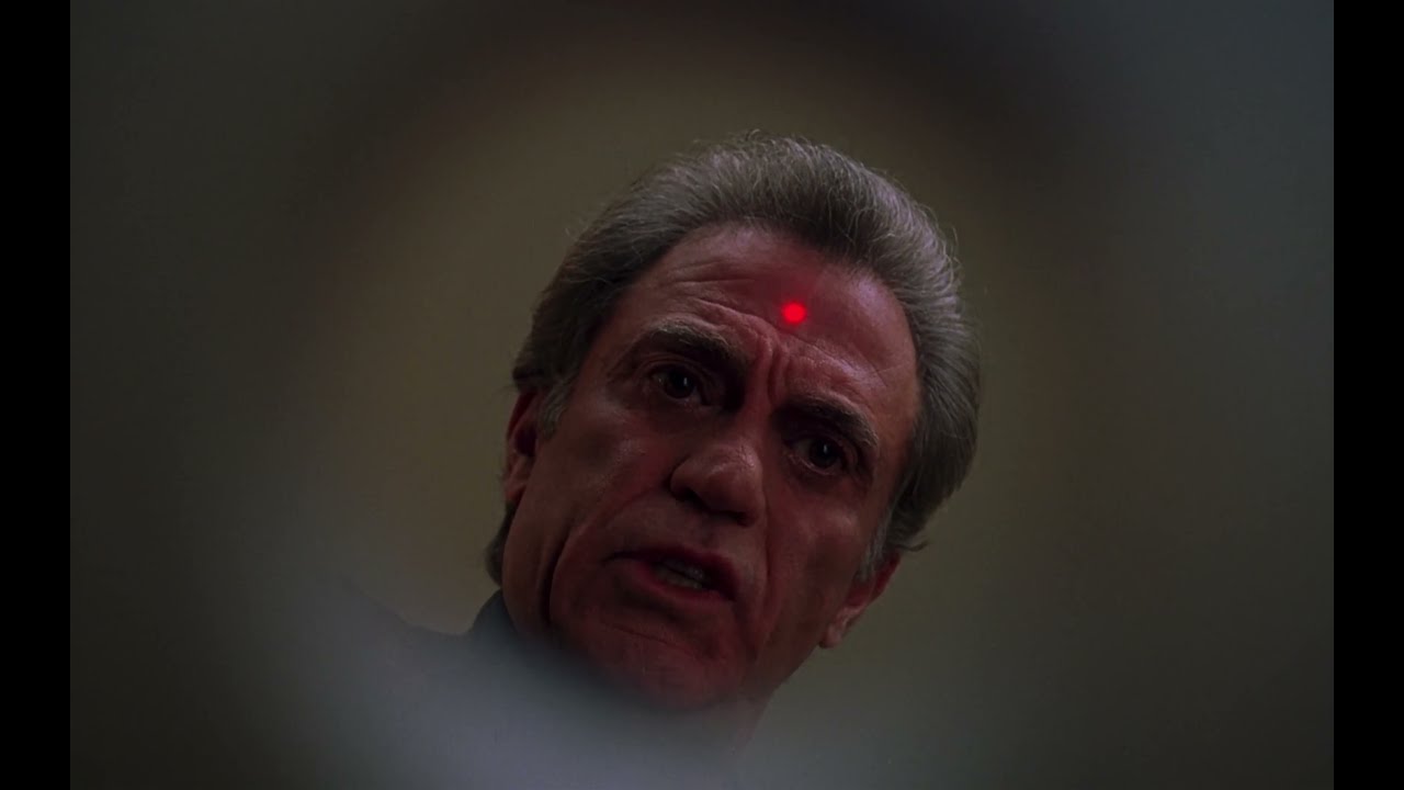 Bullet through the drain pipe, Ghost Dog (1999)