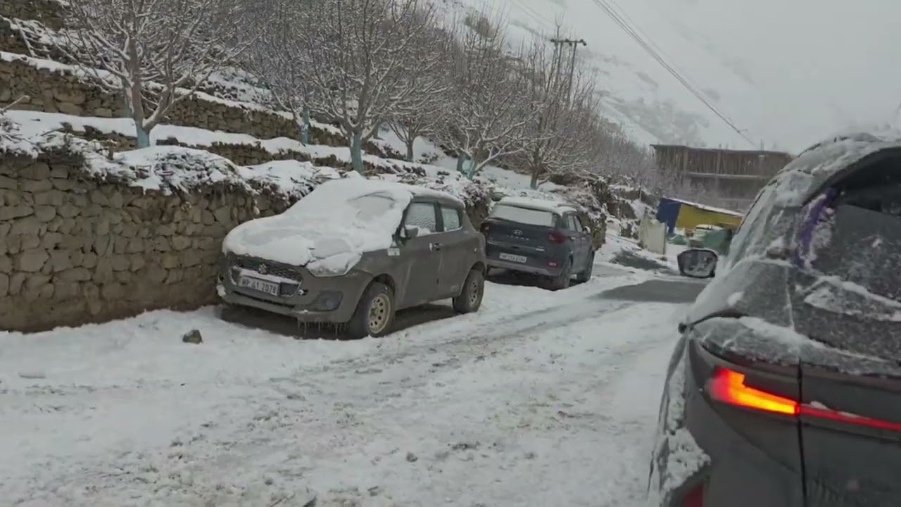 D6/P1|Tandooring along with our Car while it's Snowing 😁