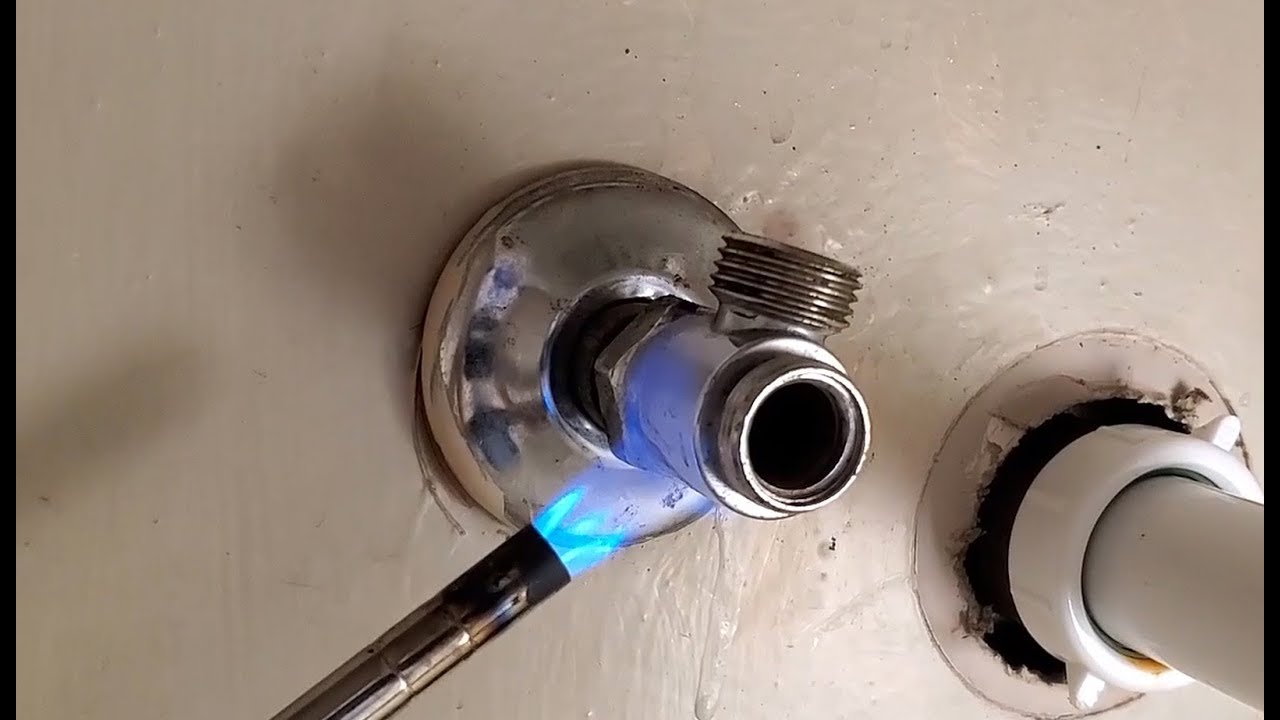 Shut off Valves. Replace 60 years old valve.