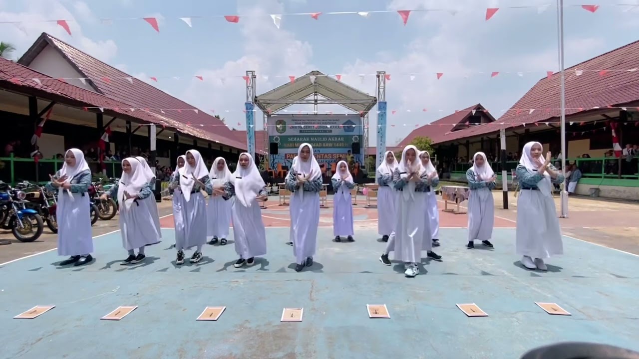 HUT SMANSAKA KE-29 th-Drama musical “TUJUH BELAS-TULUS”- By.12 mipa2 2021/2024