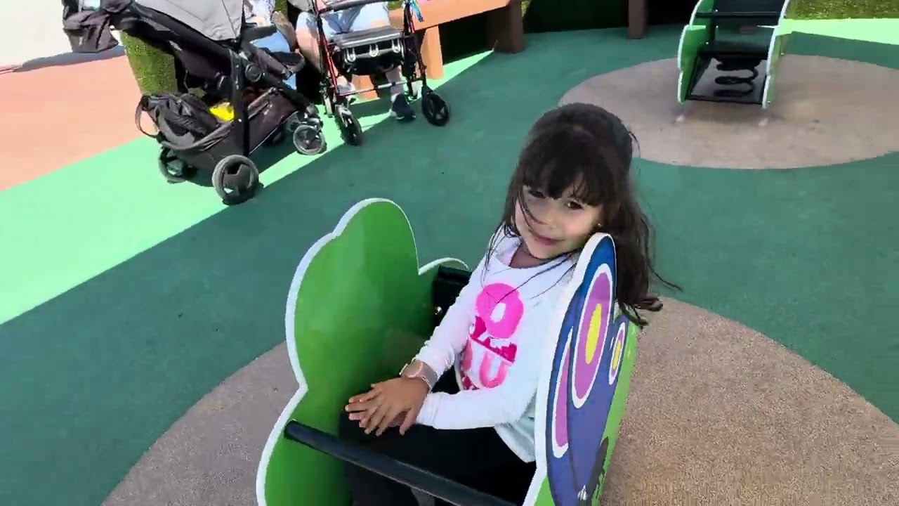 Peppa Pig Park - Disney Family Trip 2024