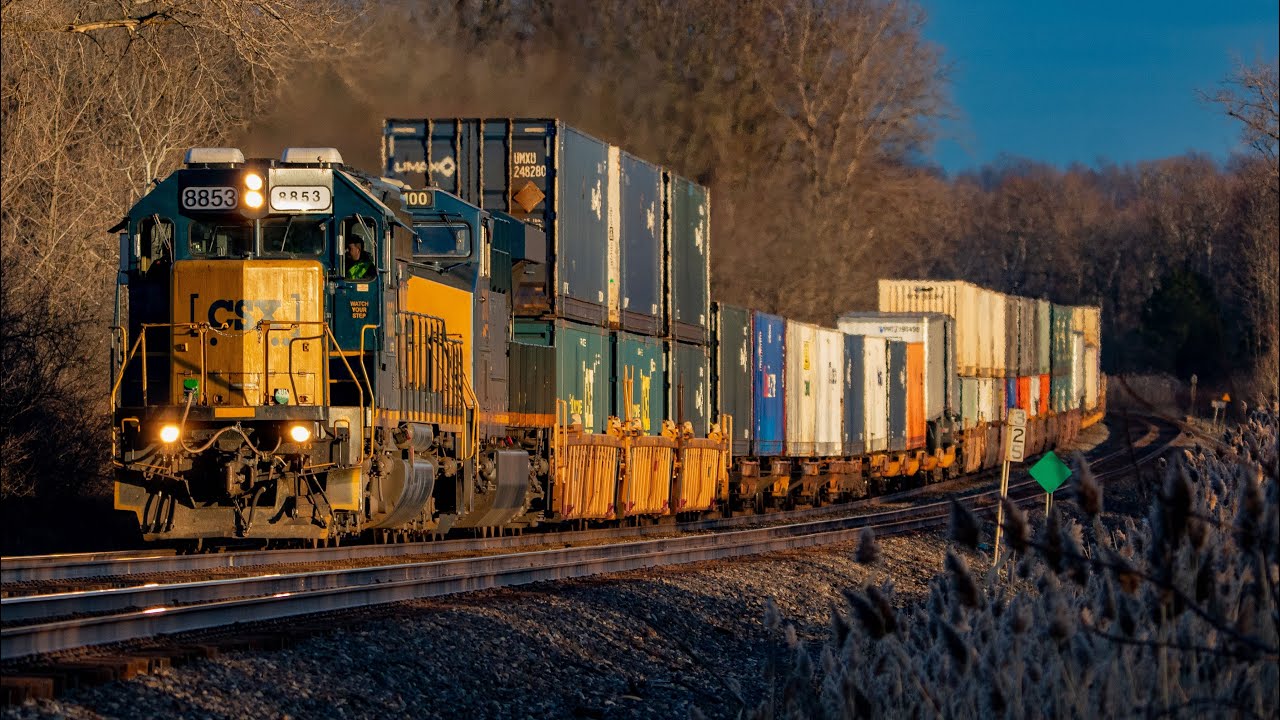 CSX&rsquo;s Chicago Line Highlights (December 2025) Feat Rare SD40 on Priority Intermodal and More!!