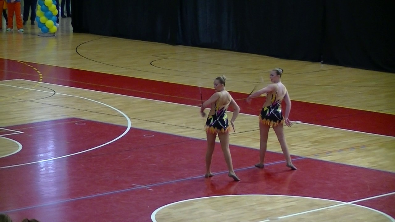 EK Twirl 2017 Duo Nina en Mylene