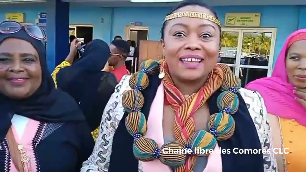 Arrivée de Mme Amina Mhoudine directri￼ce régionale de Chaîne Libre des Comores à Nice
