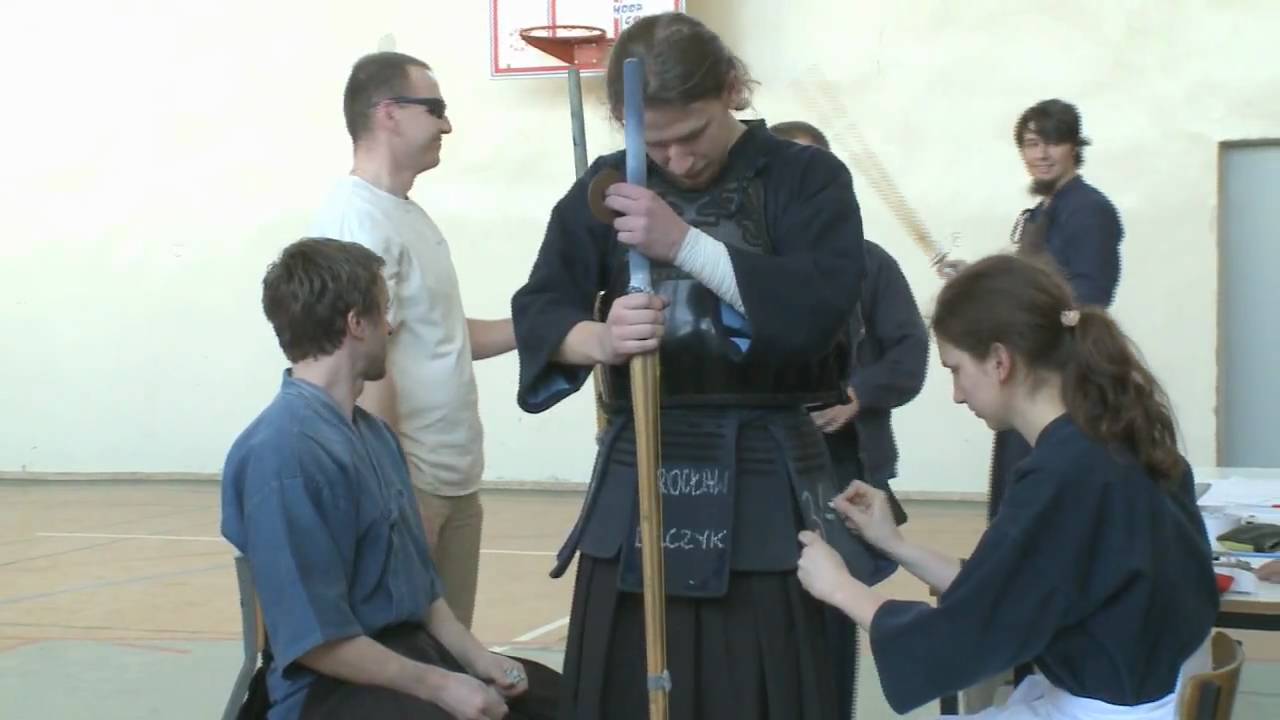 Turniej Kendo KAROLINKA 2009 przygotowania i walki grupowe