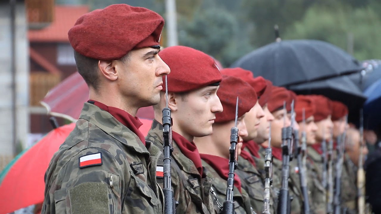 W hołdzie straconym partyzantom w Kamesznicy