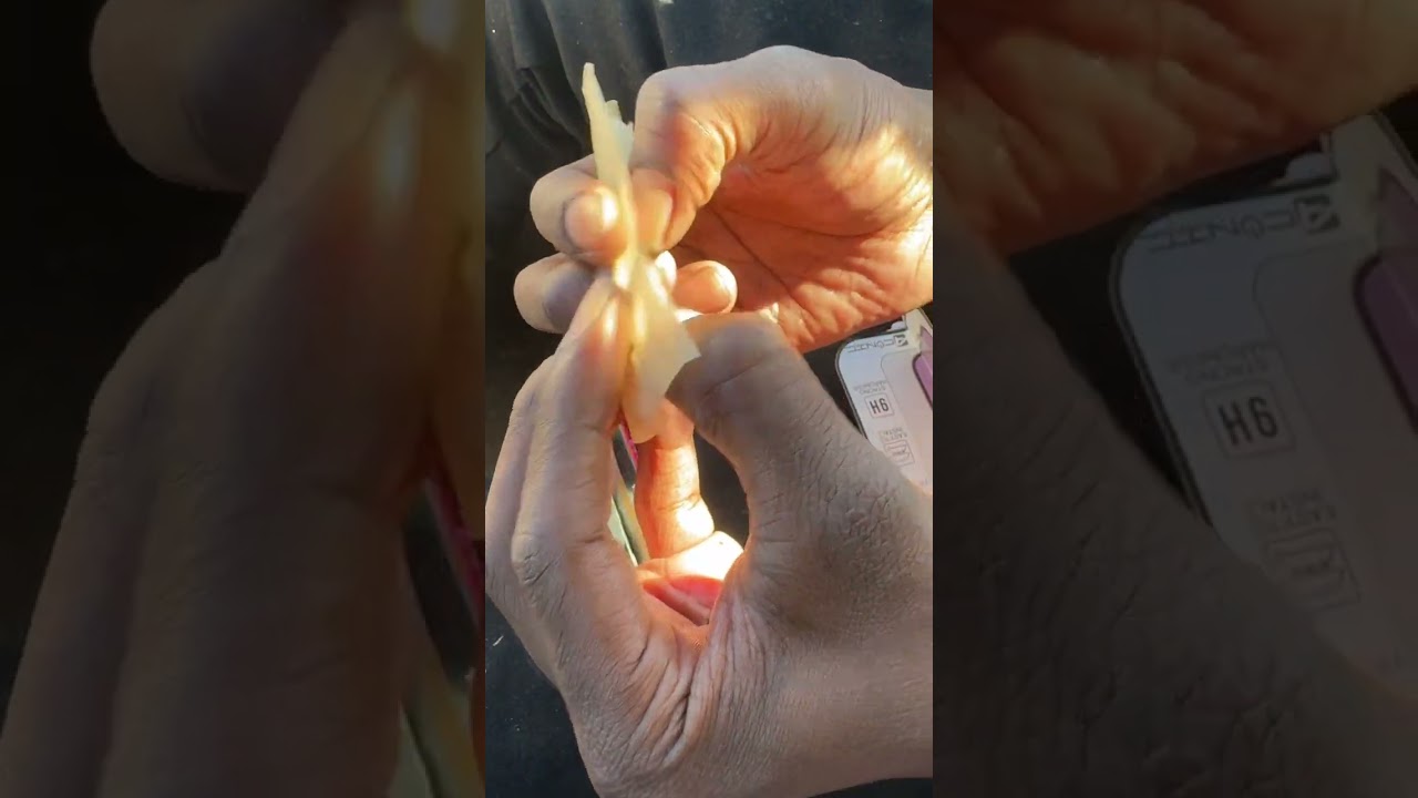 How to properly roll a joint in less than 5 minutes!  ft. Futurola x Tyson papers