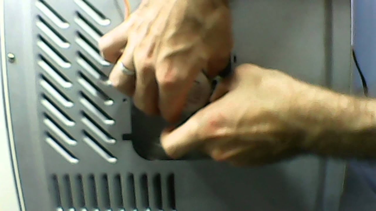Conserto microondas   lâmpada, motor do prato e placa do painel  HD PT BR