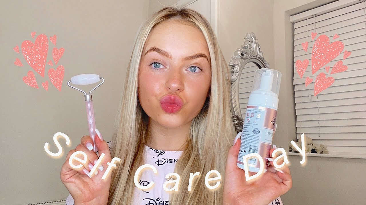 SPEND THE DAY WITH ME IN QUARANTINE - SELF CARE & CLEANING 🧼 #selfcare #skincare