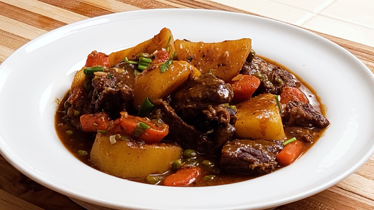 Классический рецепт тушеной говядины, она такая вкусная и сытная | Рагу из мяса и картофеля | Про...