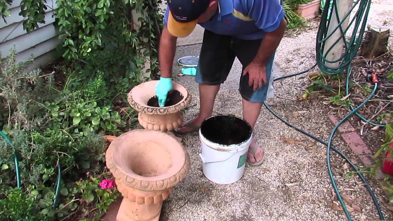 Waterproofing Terracotta Pots with Liquid Rubber