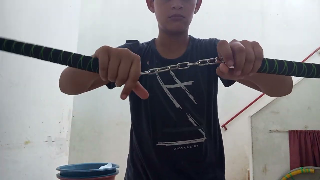 NUNCHAKU