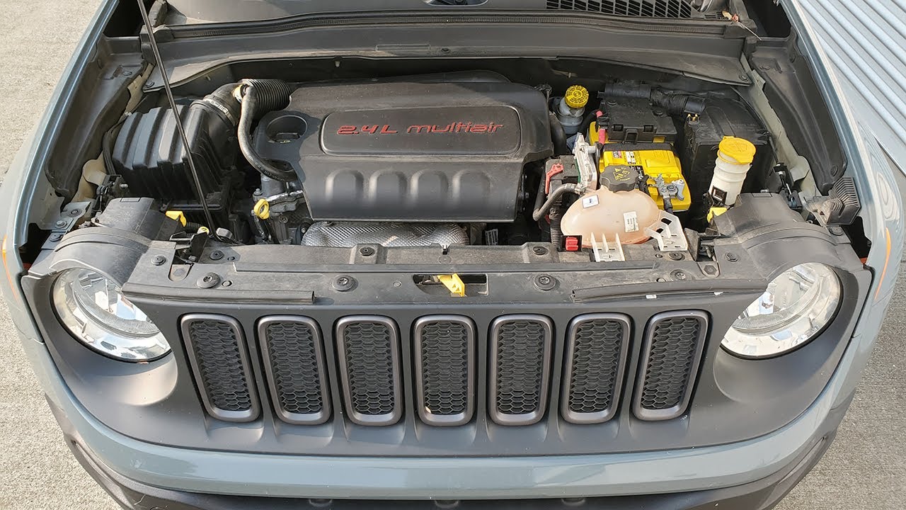 Замена аккумулятора и модернизация предохранителя на Jeep Renegade для постоянного питания 12 В д...