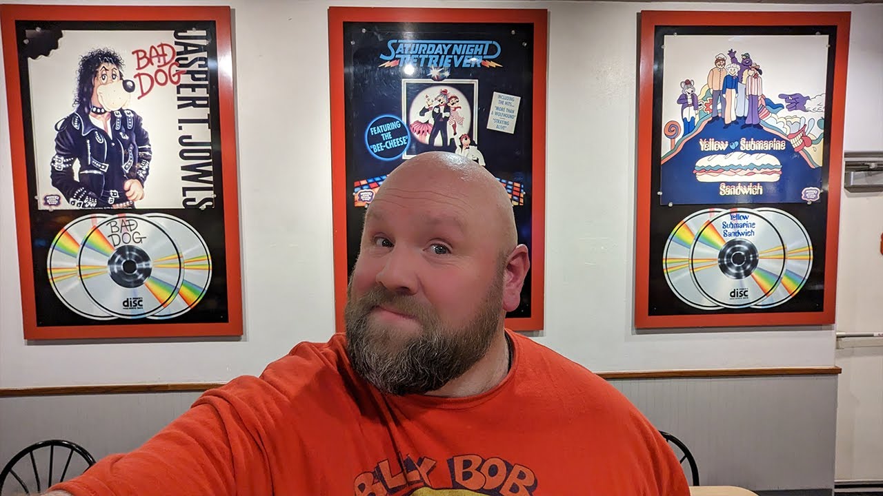 Я посещаю самый крутой ресторан Chuck E. Cheese на Земле! | Нортридж, Калифорния