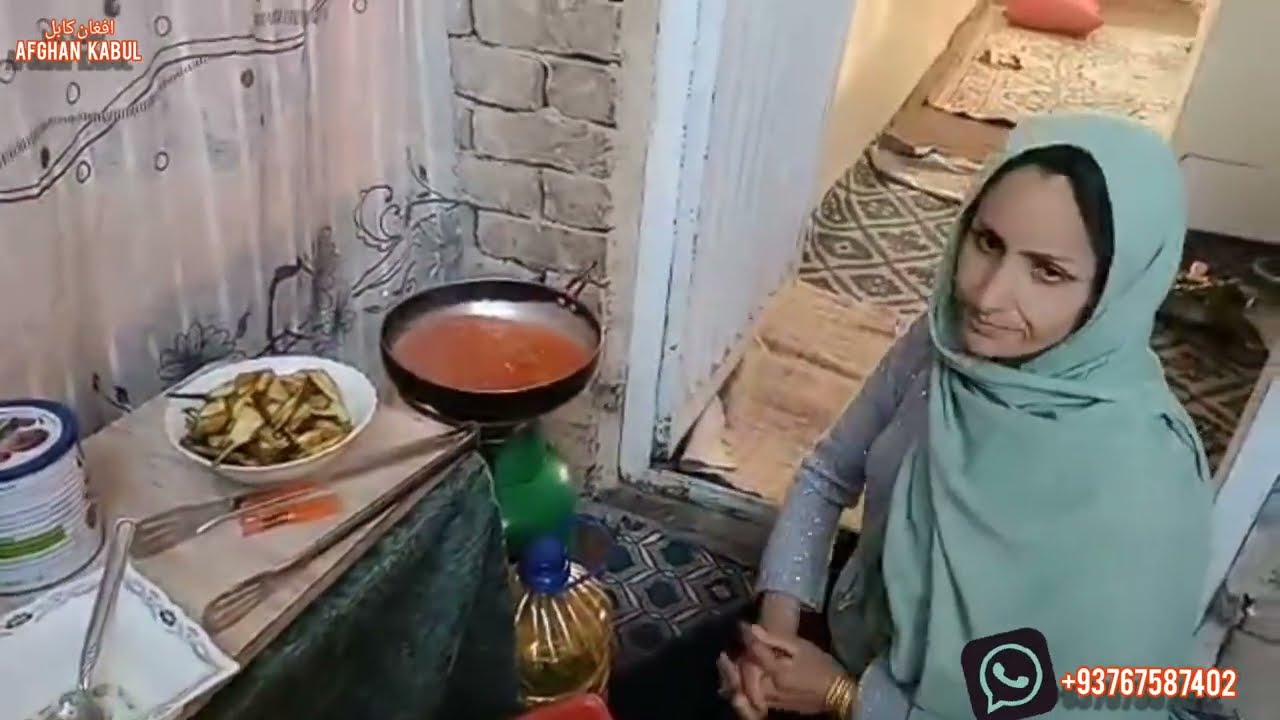 برنامه آشپزی امروز ما پختن بادمجان سیاه برای افطاری 
