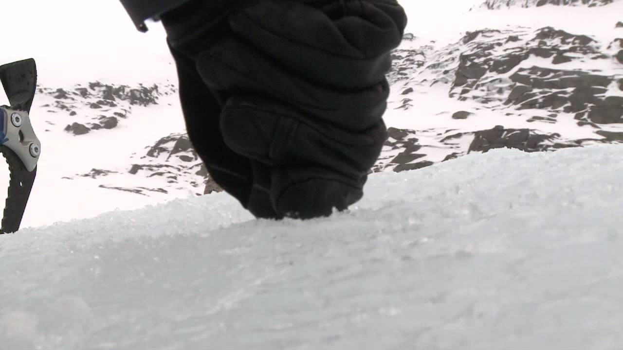 Placing an ice screw