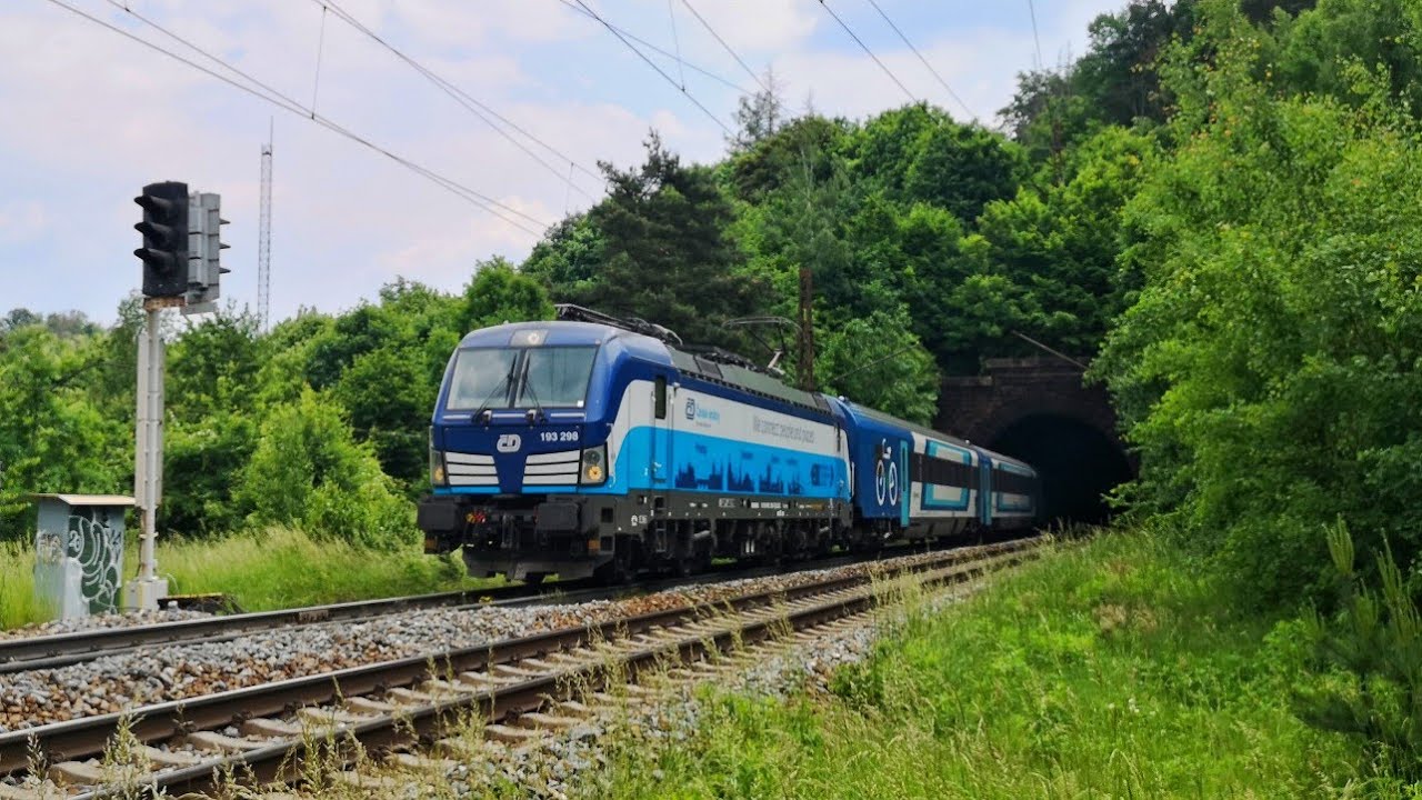 Vlaky/ Trains Dolní Loučky - tunel 12.6.2021