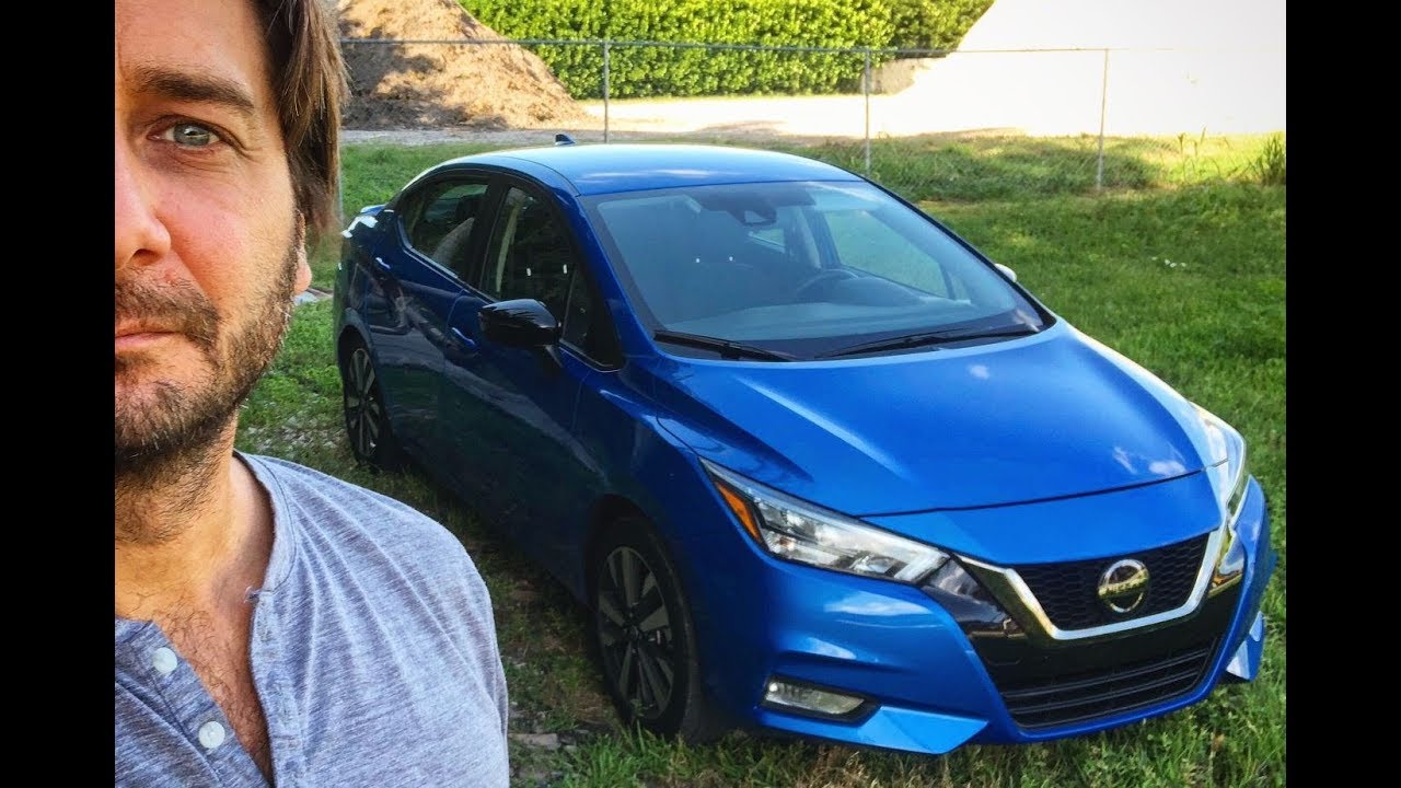 Nissan Versa SR 2020 | Detalles en vivo