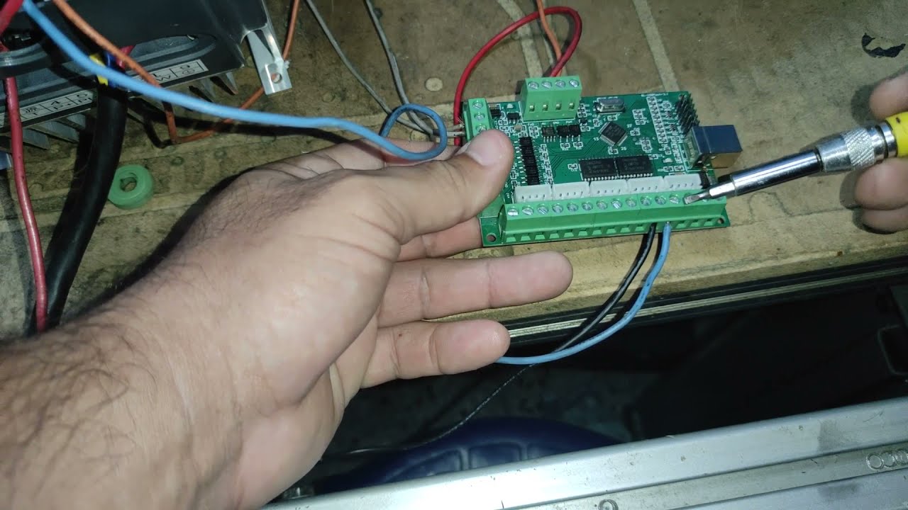 Coneccion vdf y spindle  a tarjeta USB CNC mach3 verde