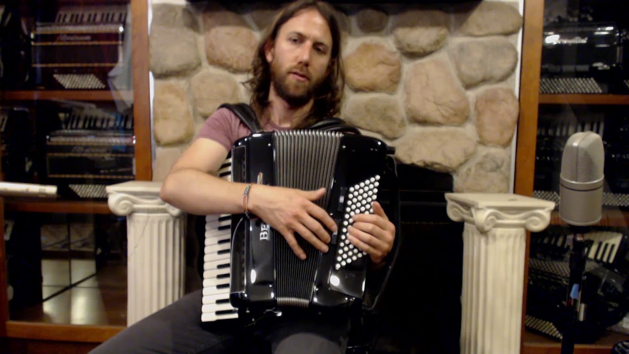 BELPLAYIII72 - Black Beltuna Play III 72B Luxe Piano Accordion 34 72 $3999