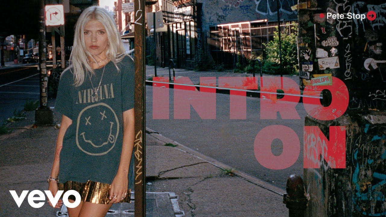 Daria Zawiałow - Intro On (Official Audio)