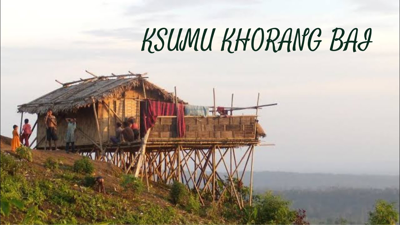 KSUMU NI KHORANG BAI. DOKHIN GALA NI NOUHBAR SIHSA MO BAI. KauBru Traditional Flute.