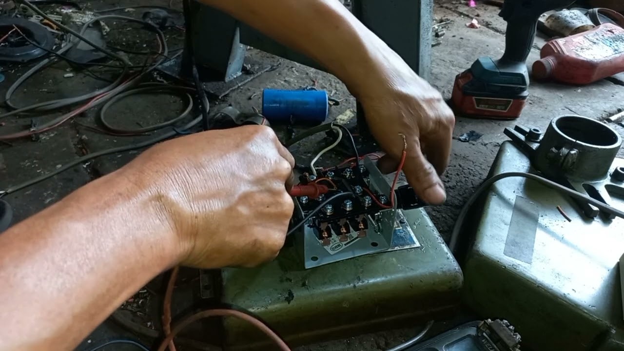 gắn công tắc đảo 3 pha chaoyi cho mô tơ 1 pha