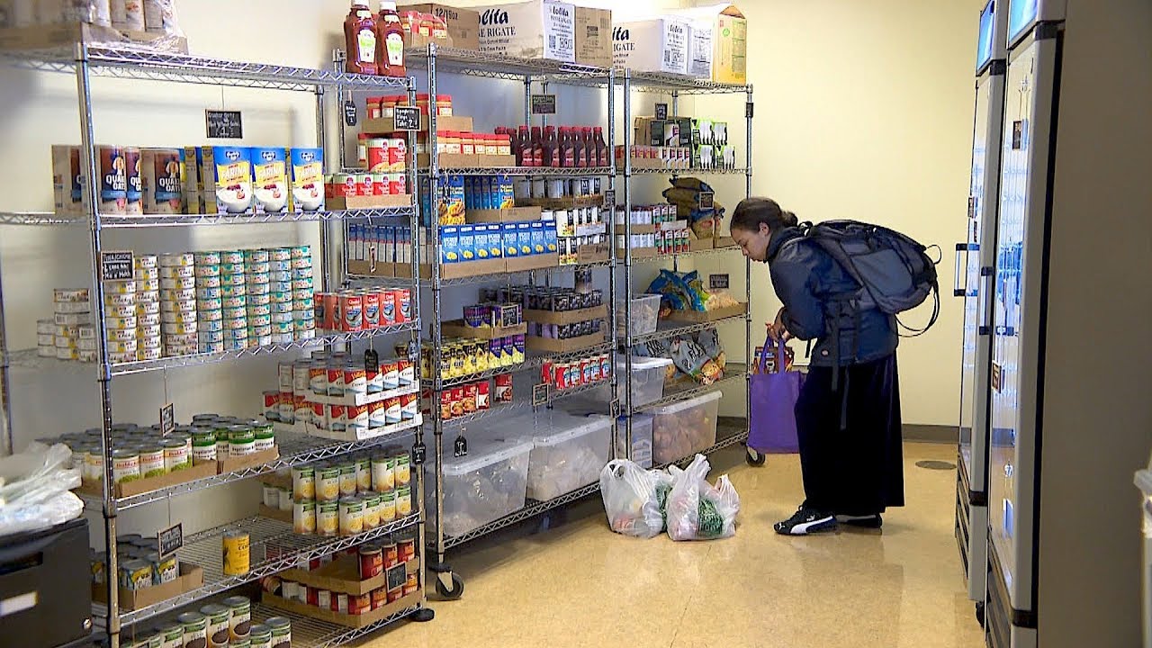 Pop-up pantries aim to reduce food insecurity for college students