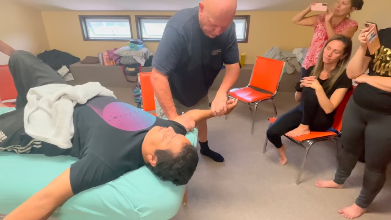 Deep tissue shoulder massage. Raynor Naturopathic massage shoulder techniques.