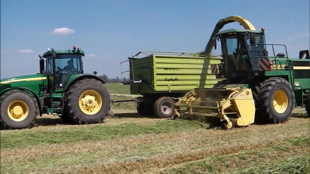Roggen mähen & häckseln mit John Deere, Deutz, Case Teil 2 2017