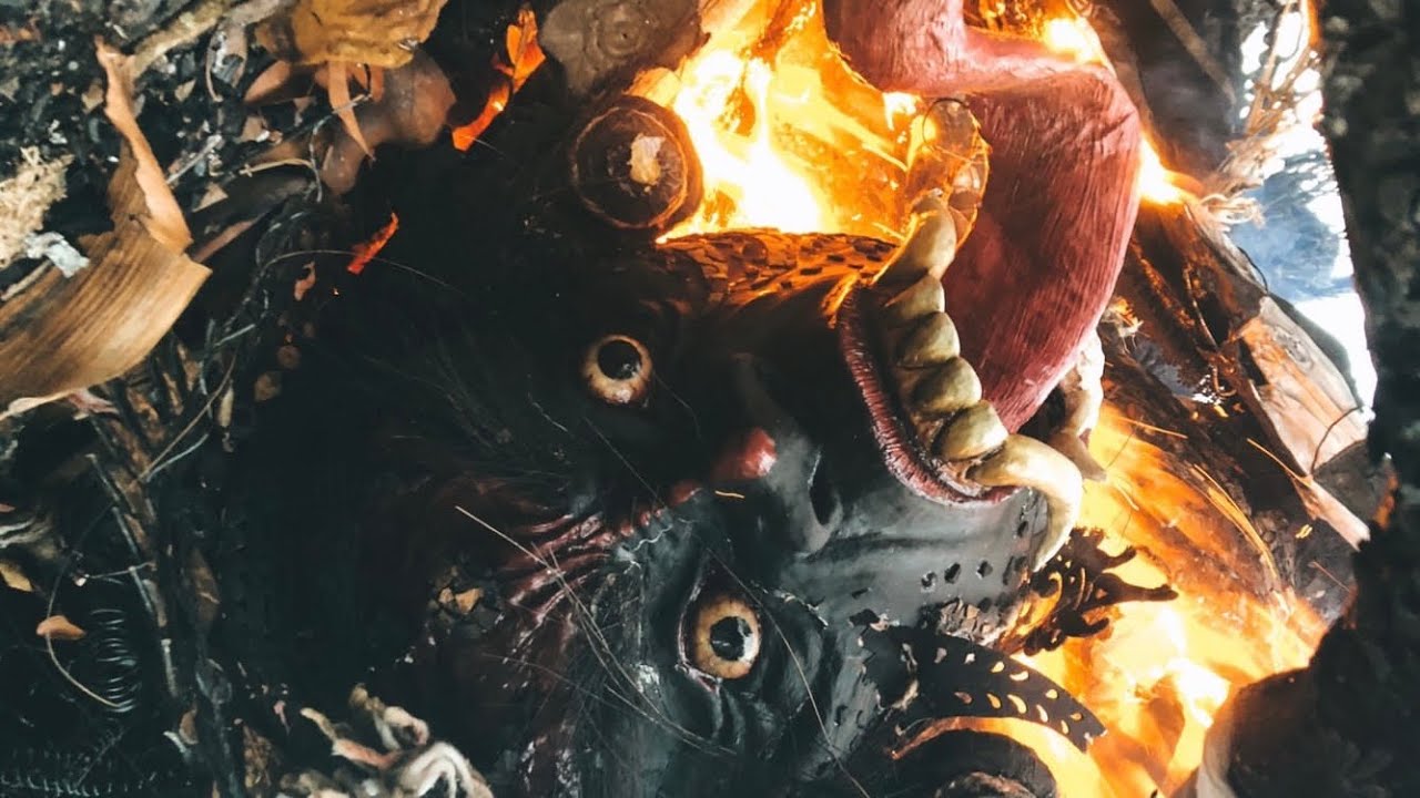 AKHIRNYA OGOH - OGOH GERUBUG DIBAKAR (PRALINA) DI SETRA SIDAKARYA