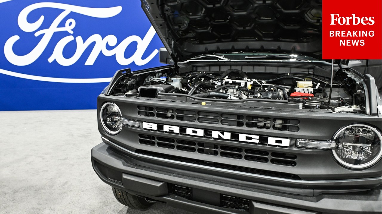 Ford Recalls More Than 500,000 Broncos Over Wiring Issue That May Set Engines Ablaze