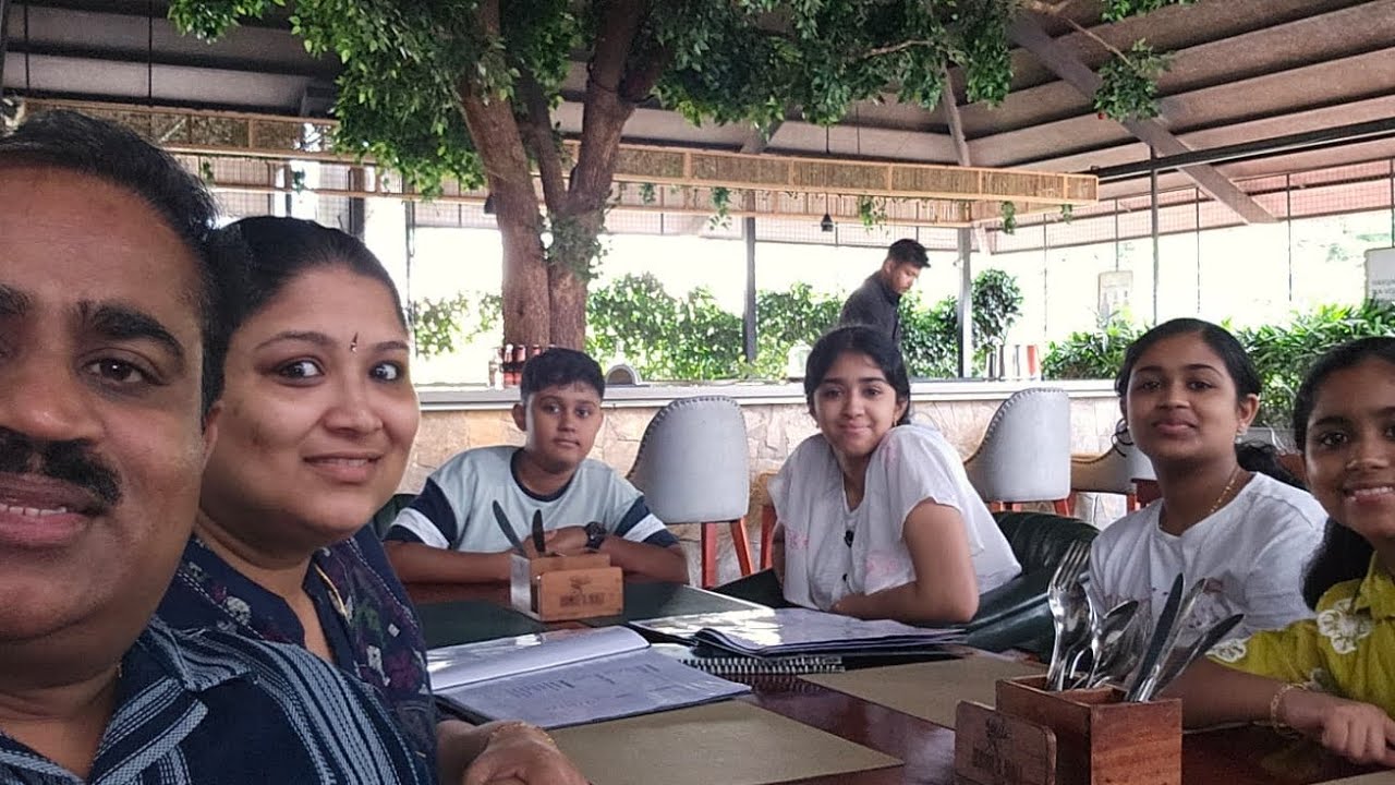 Vacation vibes #1- Kumily trip | Family vlog | Chill with Evana | Travel vlog 