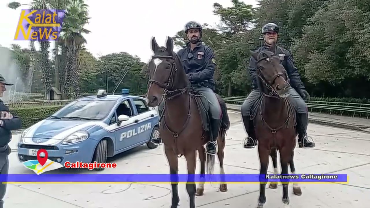 Caltagirone, pattuglie a cavallo della Polizia di Stato di Catania dotate di un defibrillatore