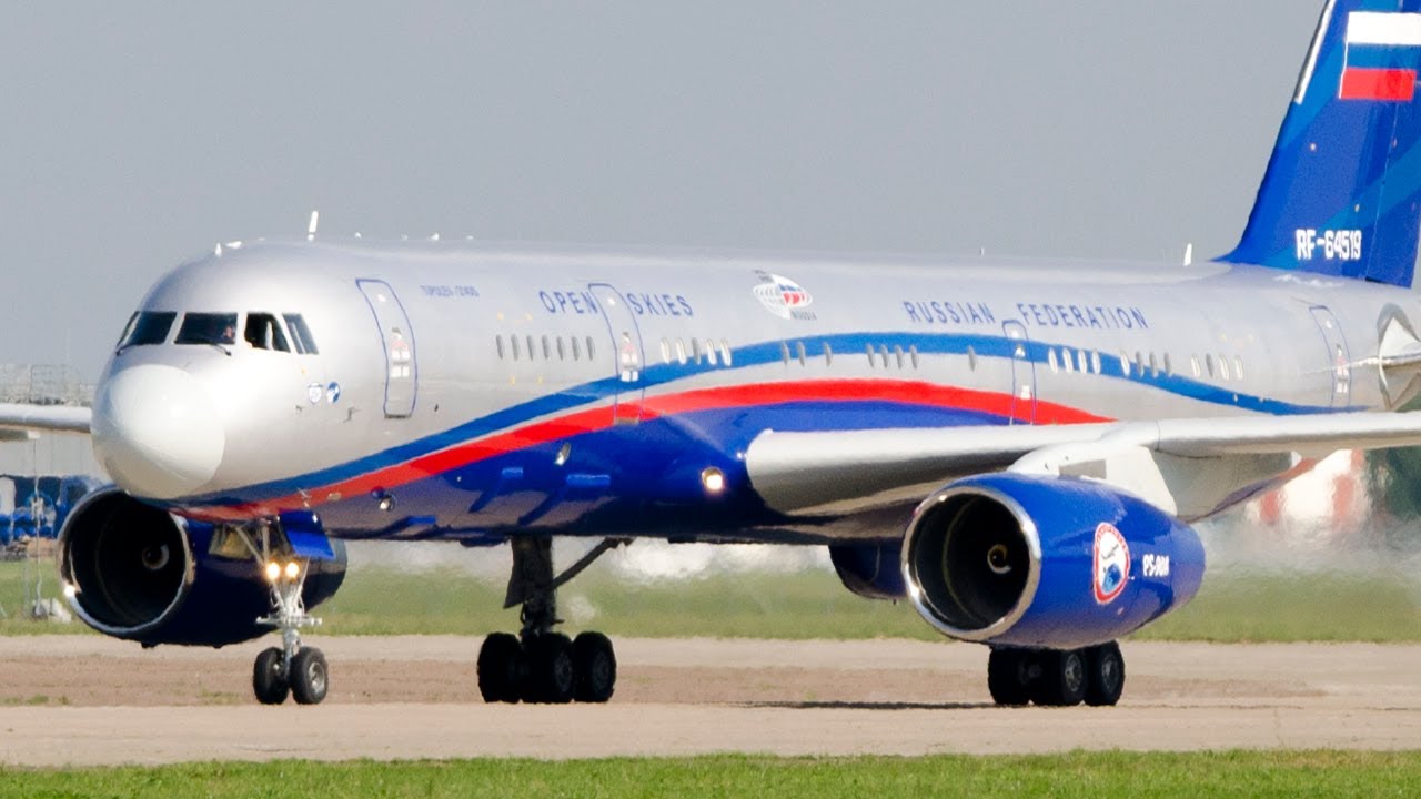 Красавец Ту-214 - взлёт и посадка