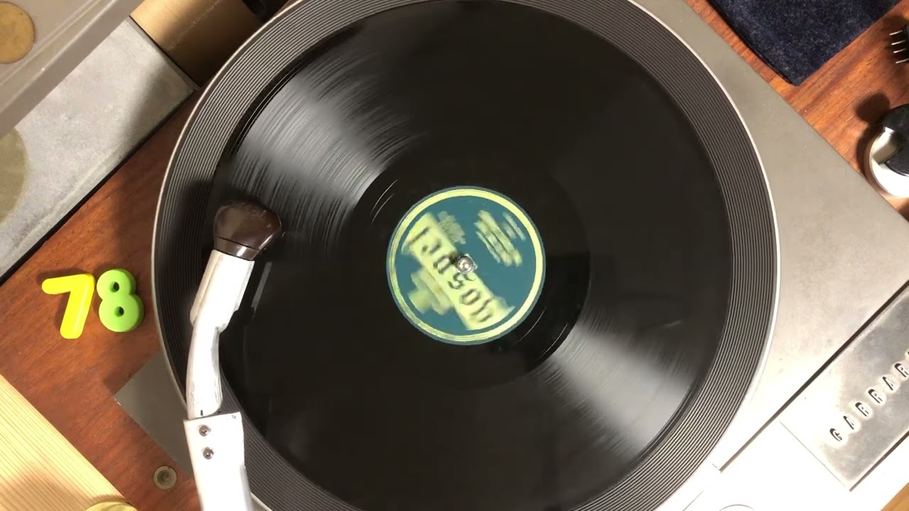 The Staple Singers 78rpm GOSPEL 1011 Low Is The Way