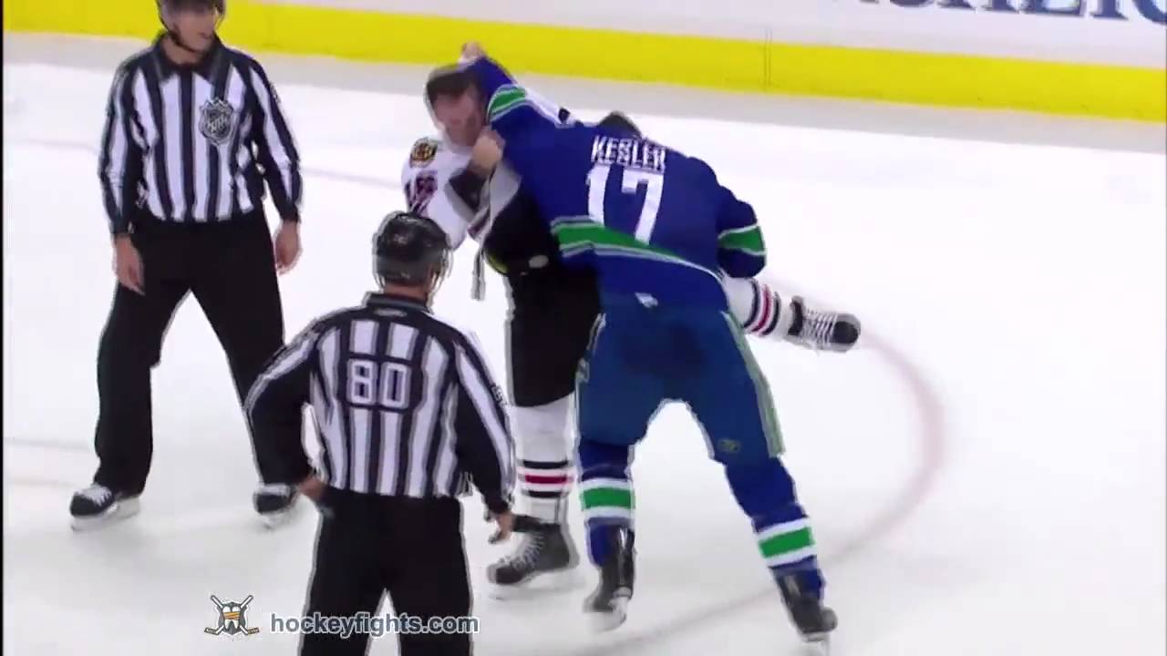 Andrew Ladd vs Ryan Kesler Jan 23, 2010