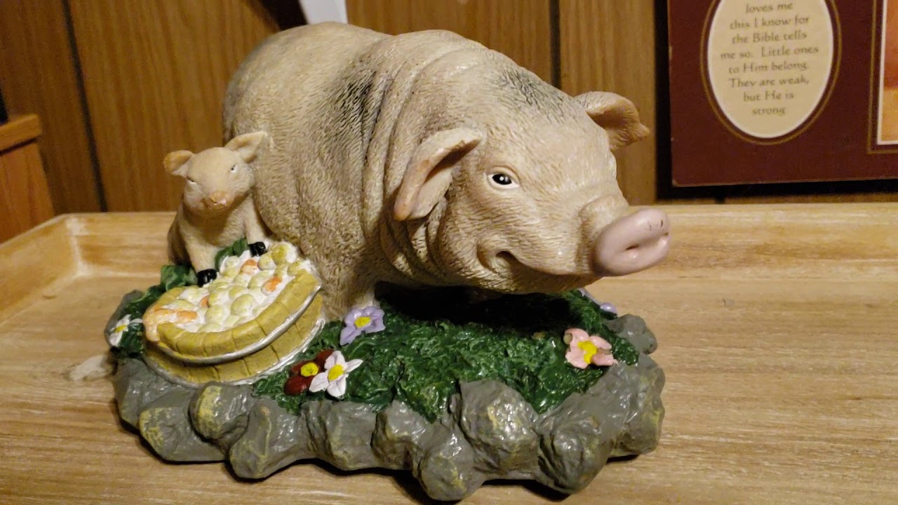 Singing Pig (La Bamba)