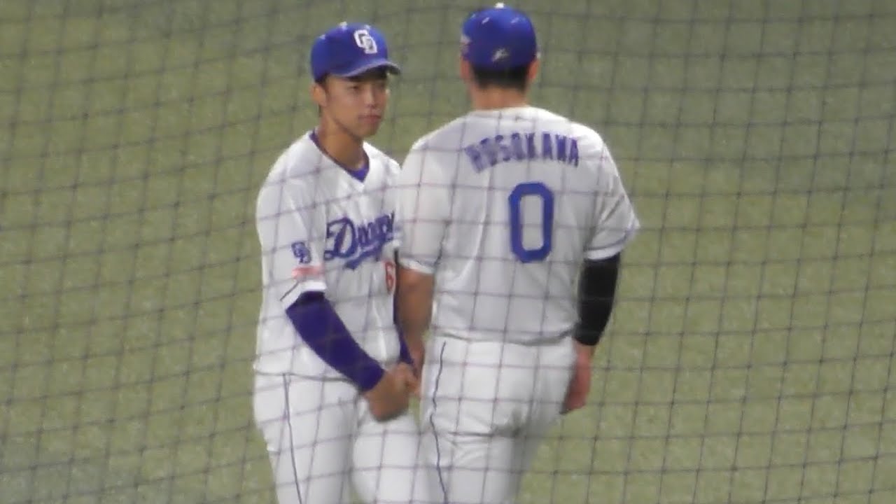 いちいち細川成也の進路妨害をする岡林勇希　2023／9／25