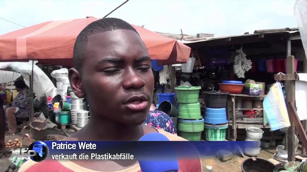 &Ouml;l zu teuer: Kameruner entz&uuml;nden Feuer mit Plastik