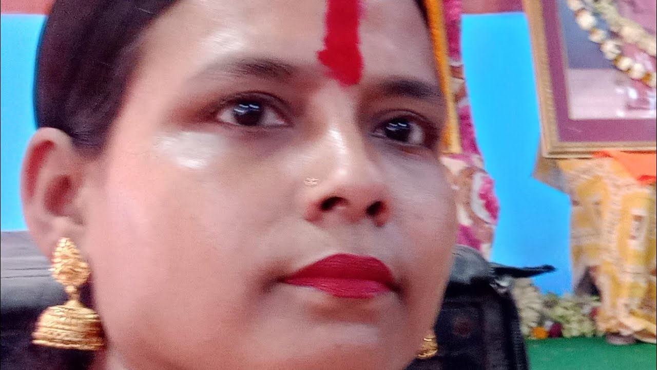 শুভ সন্ধ্যা বন্ধুরা সবাই চলে এসো আমার সন্ধ্যার লাইভে আজ একটু দেরী হয়ে গেল ঝটপট চলে এসো বন্ধুরা