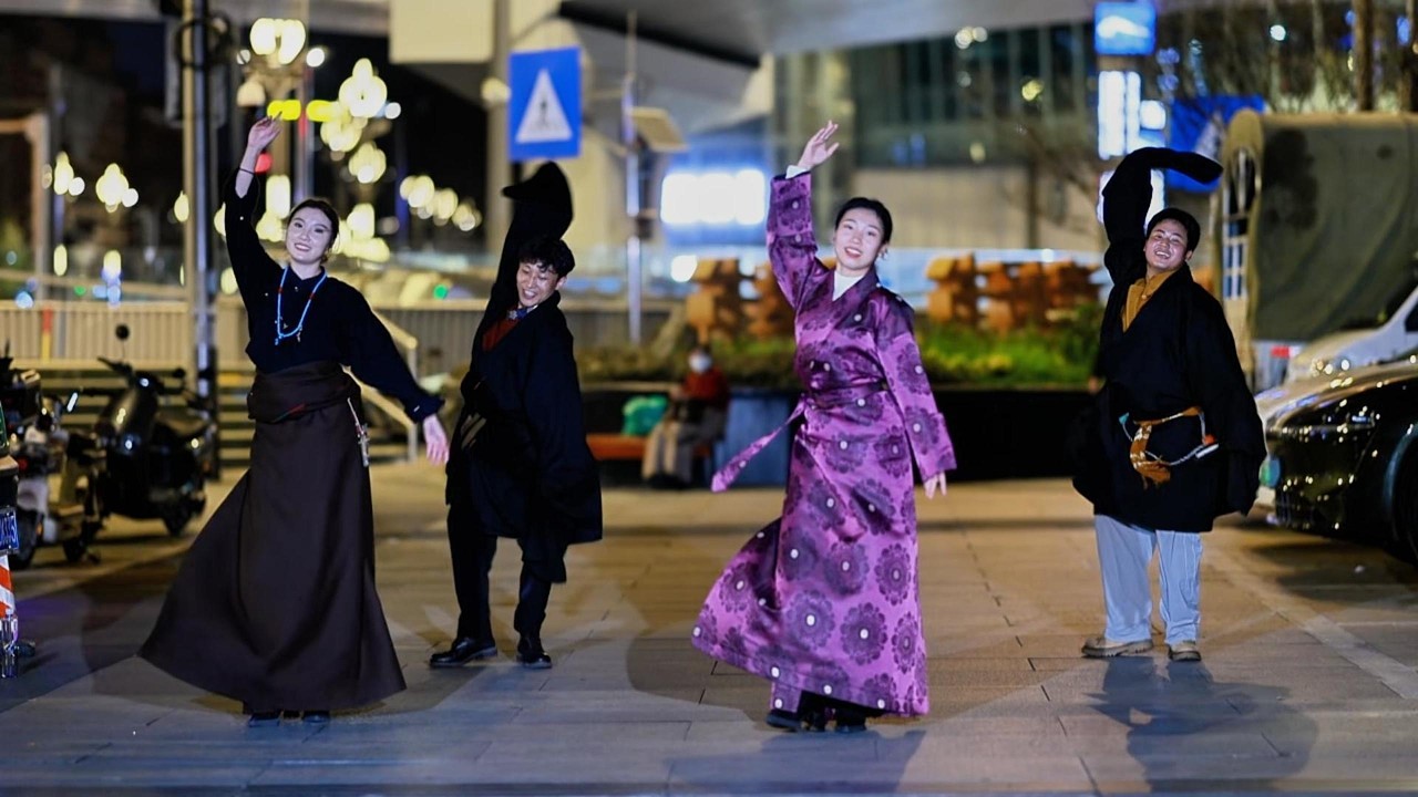 Tibetan dance 《歌舞三舞》
