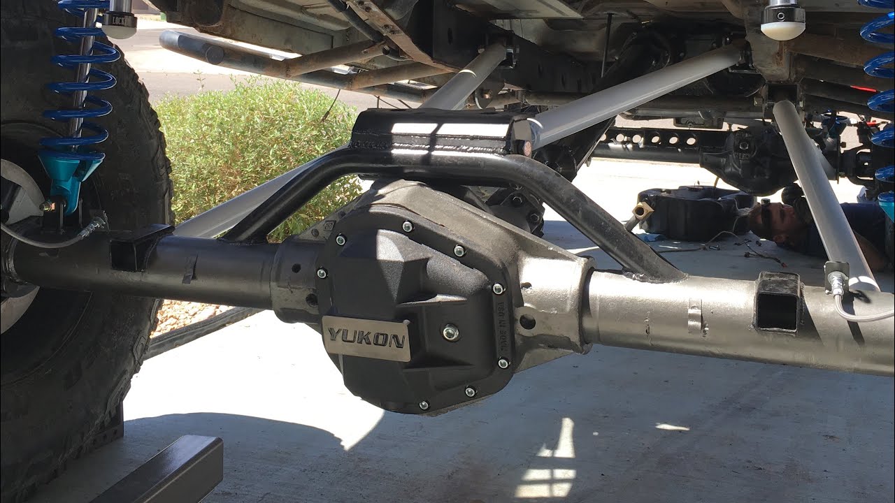 Dana 70 Rebuild, Lincoln Locker & Disc Brake Conversion - Reckless Wrench Garage