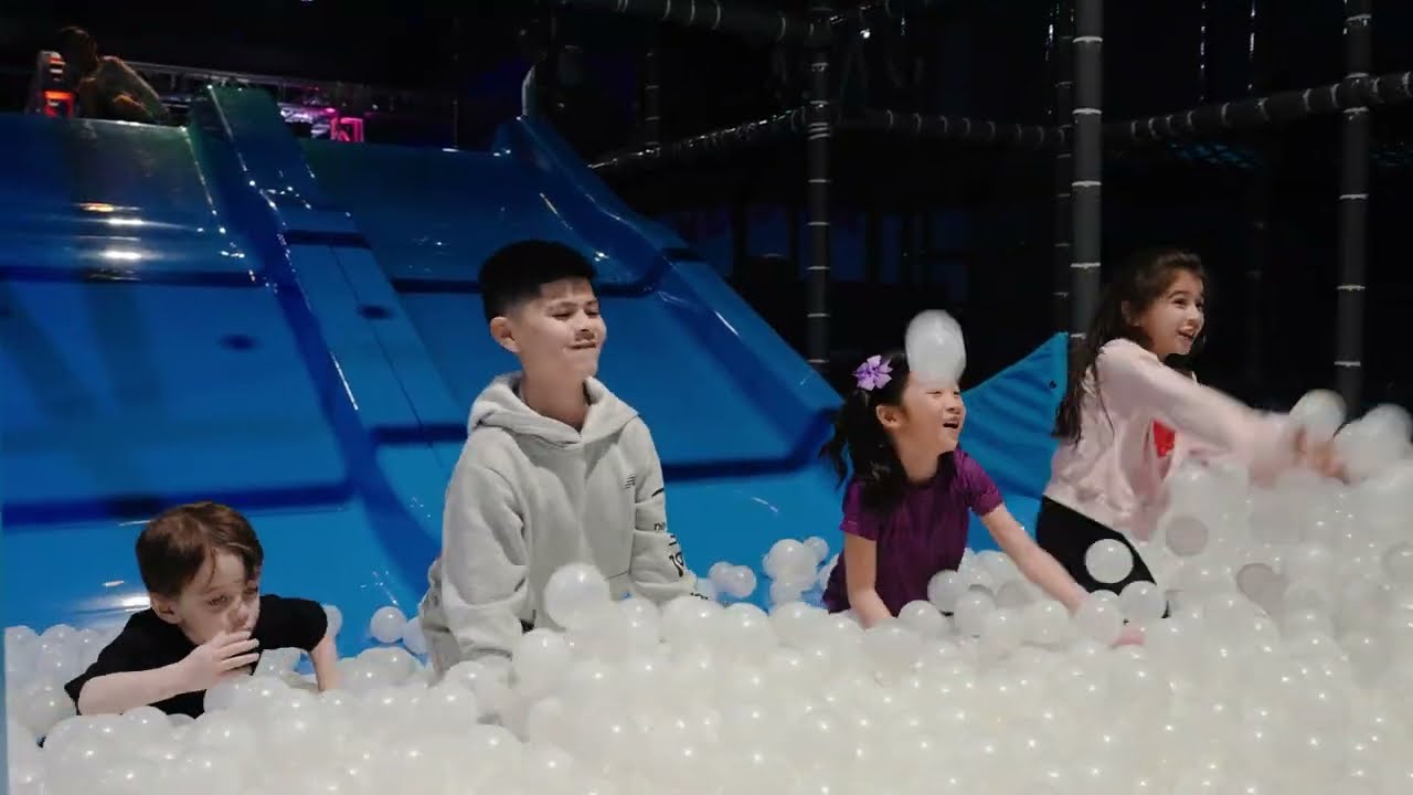 Altitude Trampoline Park - Schaumburg