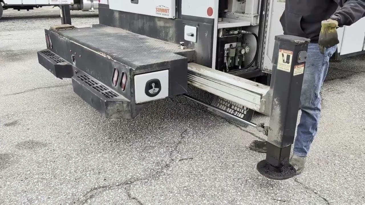 2016 FREIGHTLINER BUSINESS CLASS M2 112 For Sale