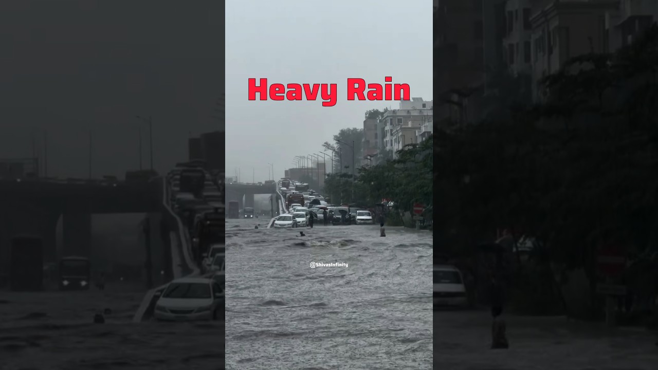 Heavy Rain ⚠️  Stay Safe 🥹 #rain #flood #flashflood #alert #trending #shortsfeed #rainshorts #shorts