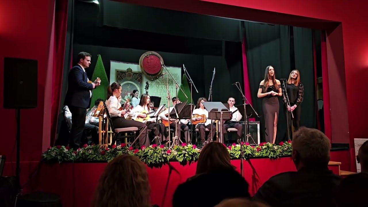 Tamburaški orkestar i pevačka grupa MŠ 