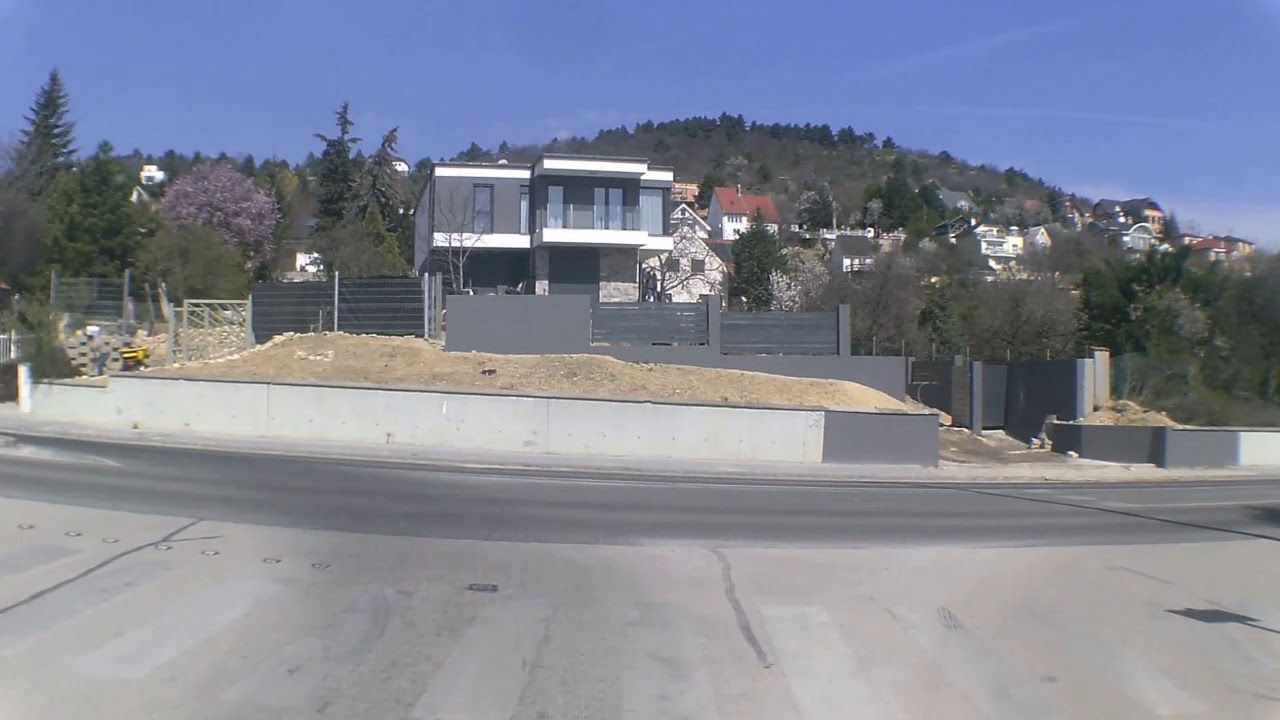 Budaörs/1 vonul gépjárműtűzhöz.